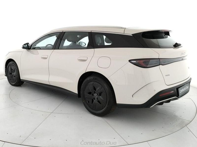 BYD Seal 6 DM-i Seal 6 DM-i Touring 1.5 phev Boost