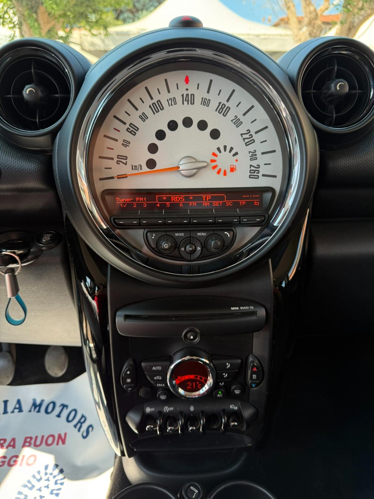 Mini Countryman 1.6TDi 90CV Business - 2014