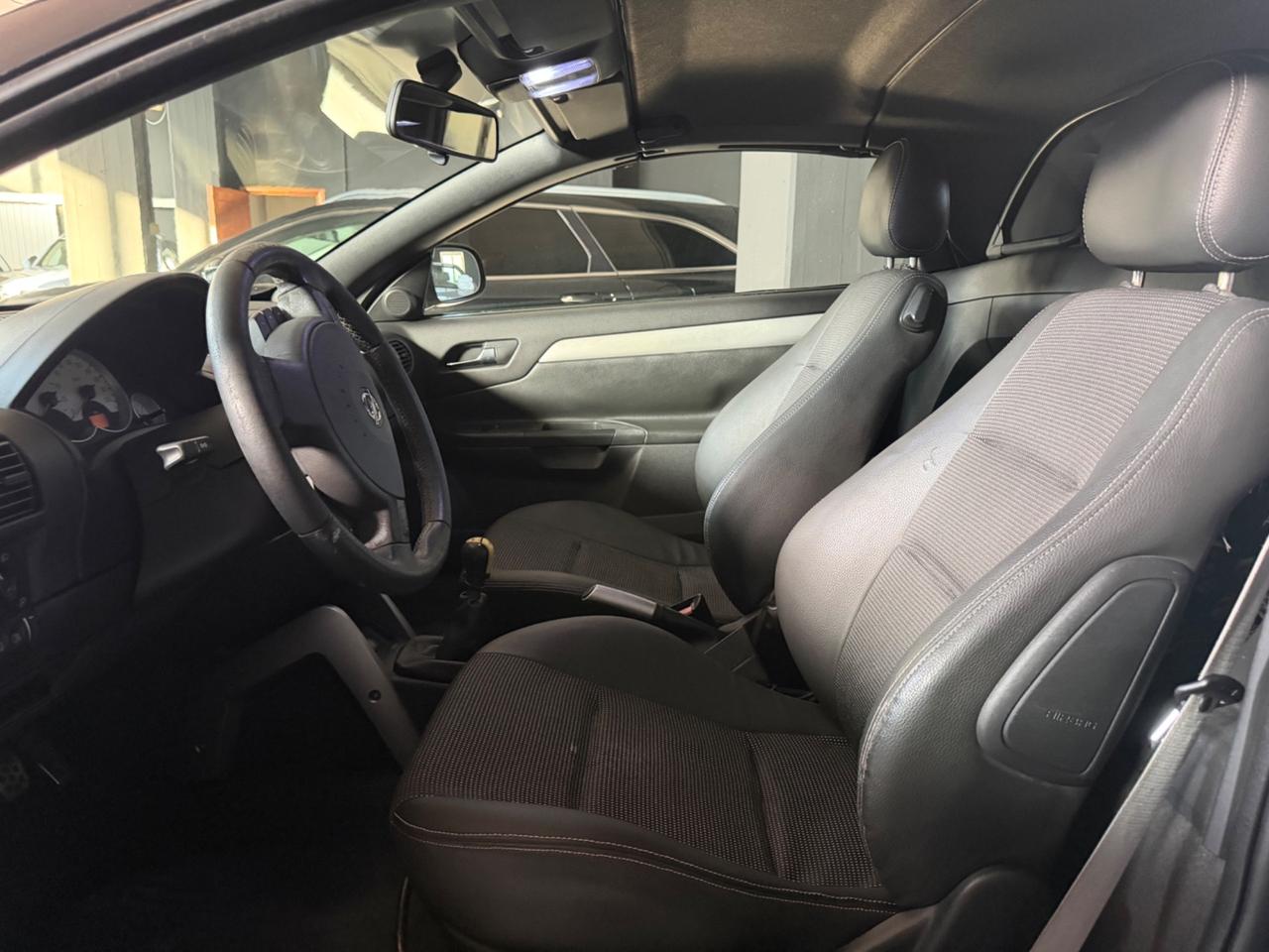 Opel Tigra TwinTop 1.3 CDTI Sport