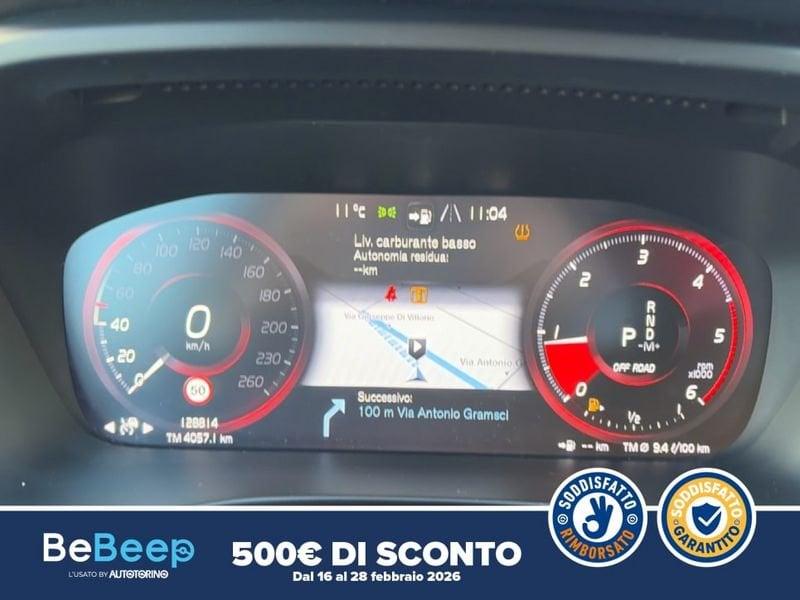 Volvo XC40 2.0 D4 MOMENTUM AWD GEARTRONIC