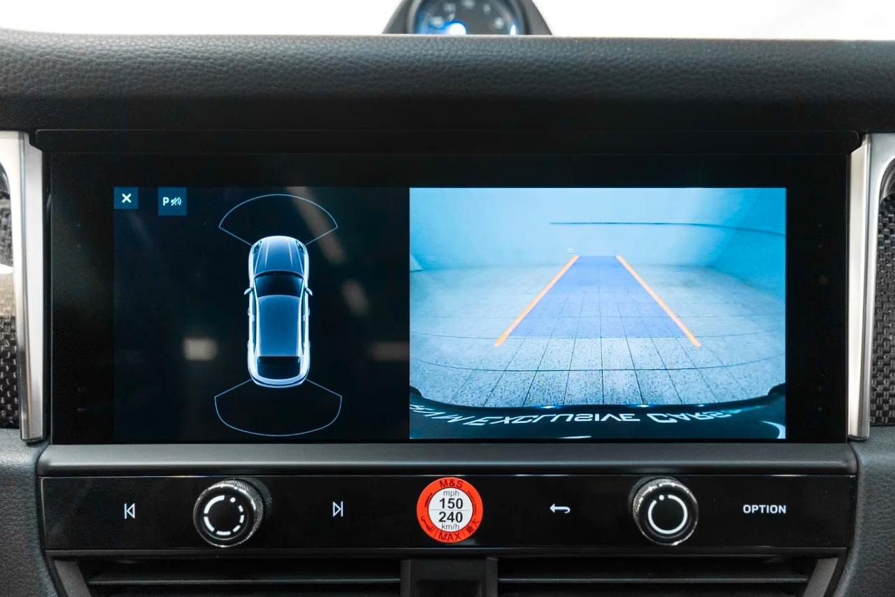 PORSCHE*MACAN*2.0*ACC*BOSE*TETTO*CAMERA*LED*CARPLAY*21"*