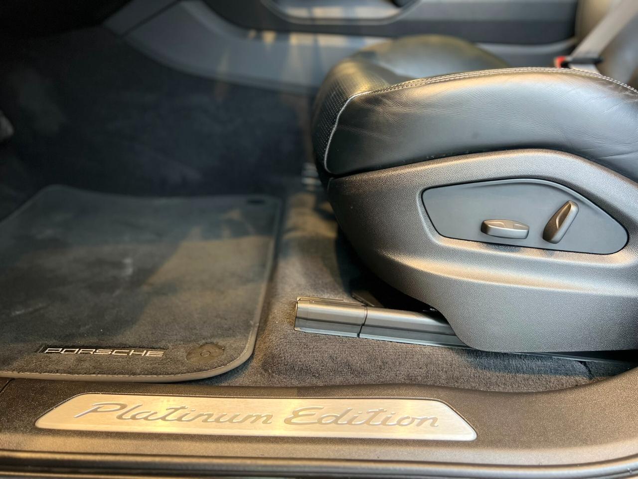 Porsche Cayenne Coupé 3.0 340cv V6 Platinum Edition IVA ESPOSTA