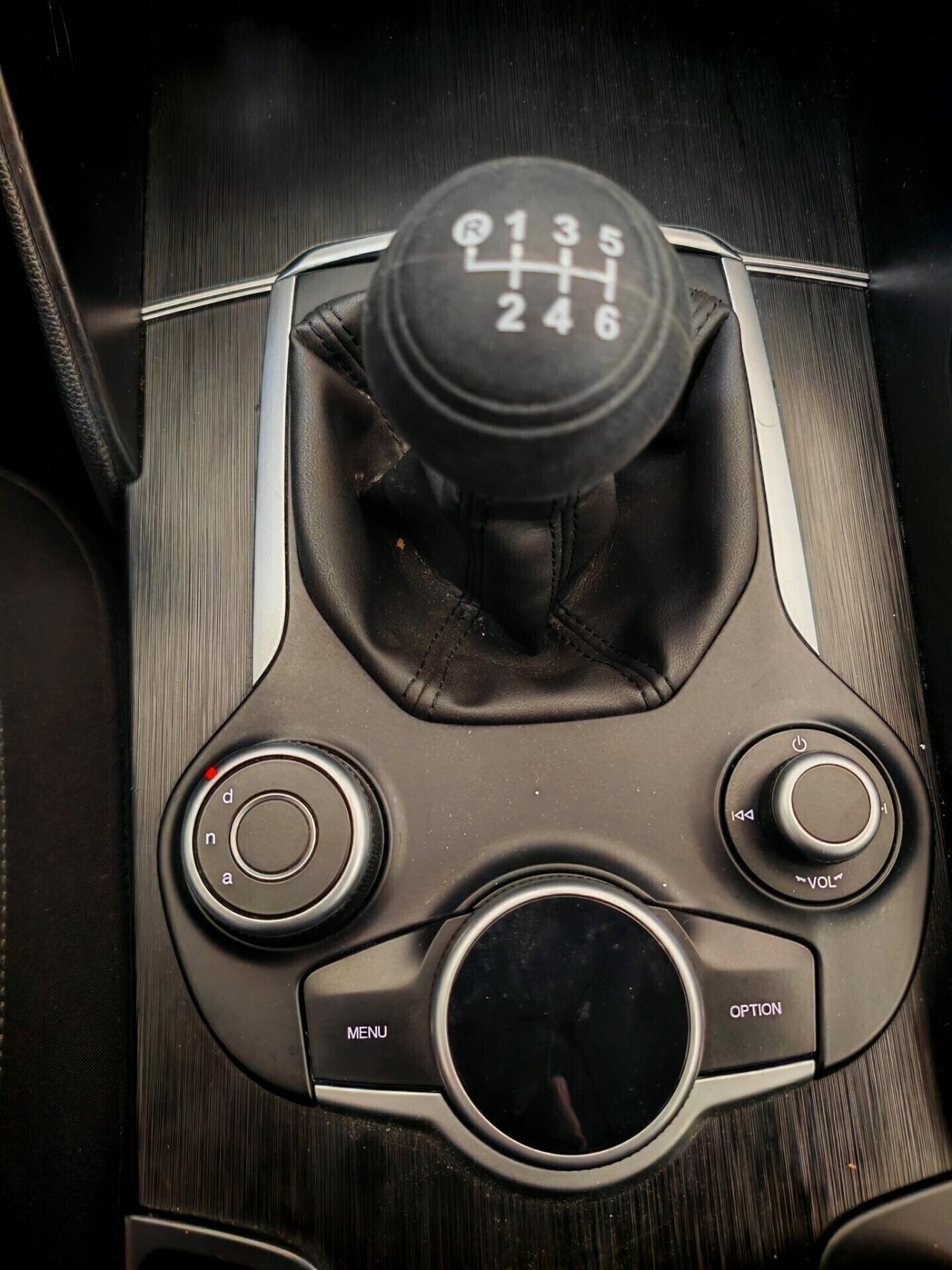 Alfa Romeo Giulia 2.2 Turbodiesel 150 CV Super