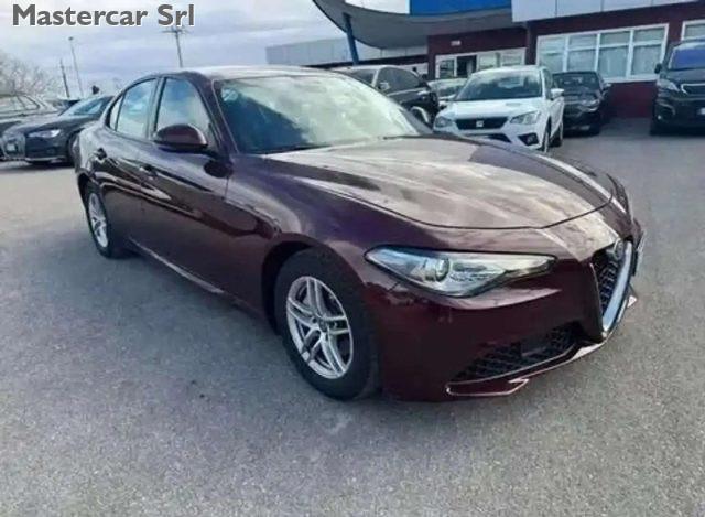 ALFA ROMEO Giulia 2.2 t Business 160cv AT8 - FV255SR