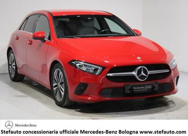 MERCEDES-BENZ A 180 d Auto Business Navi