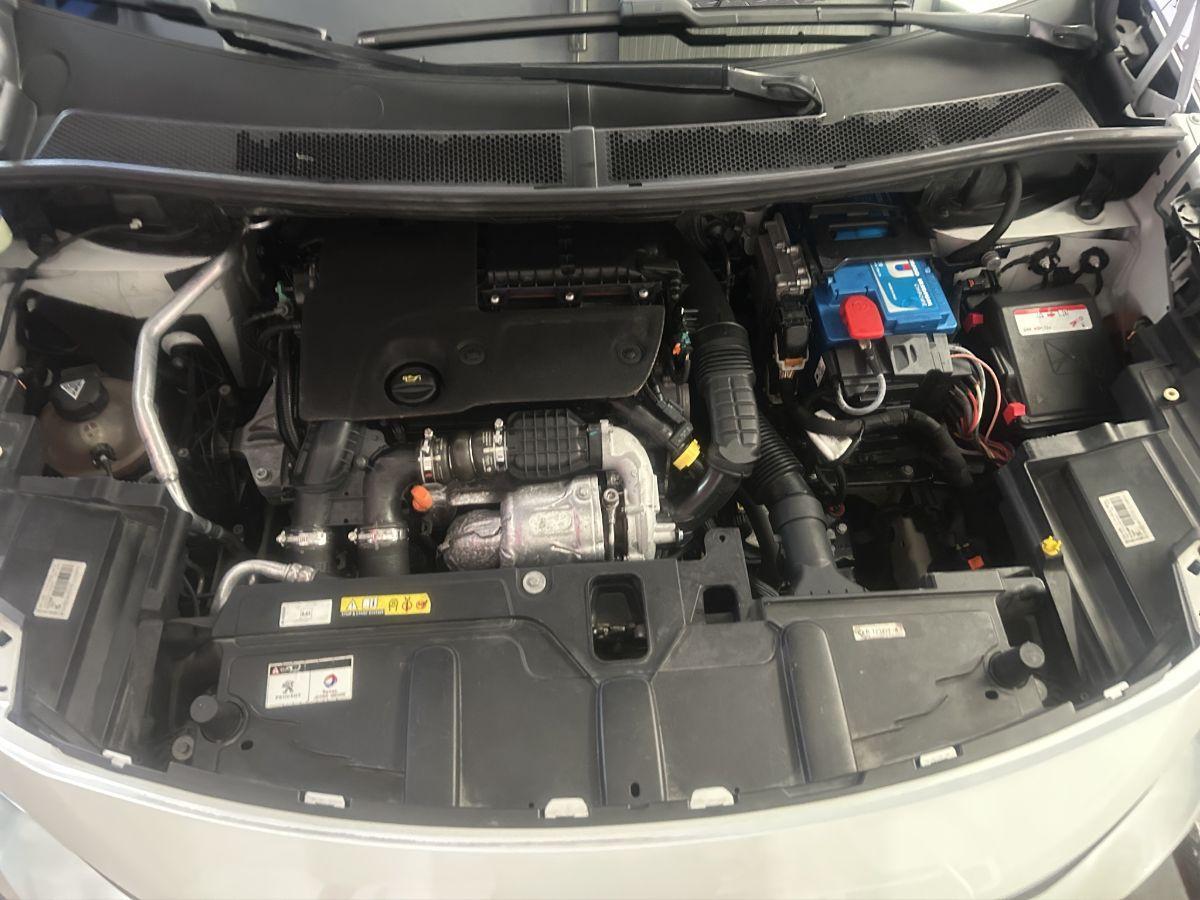 PEUGEOT - 3008 - BlueHDi 120 EAT6 S&S GT Line TETTO APRIBILE