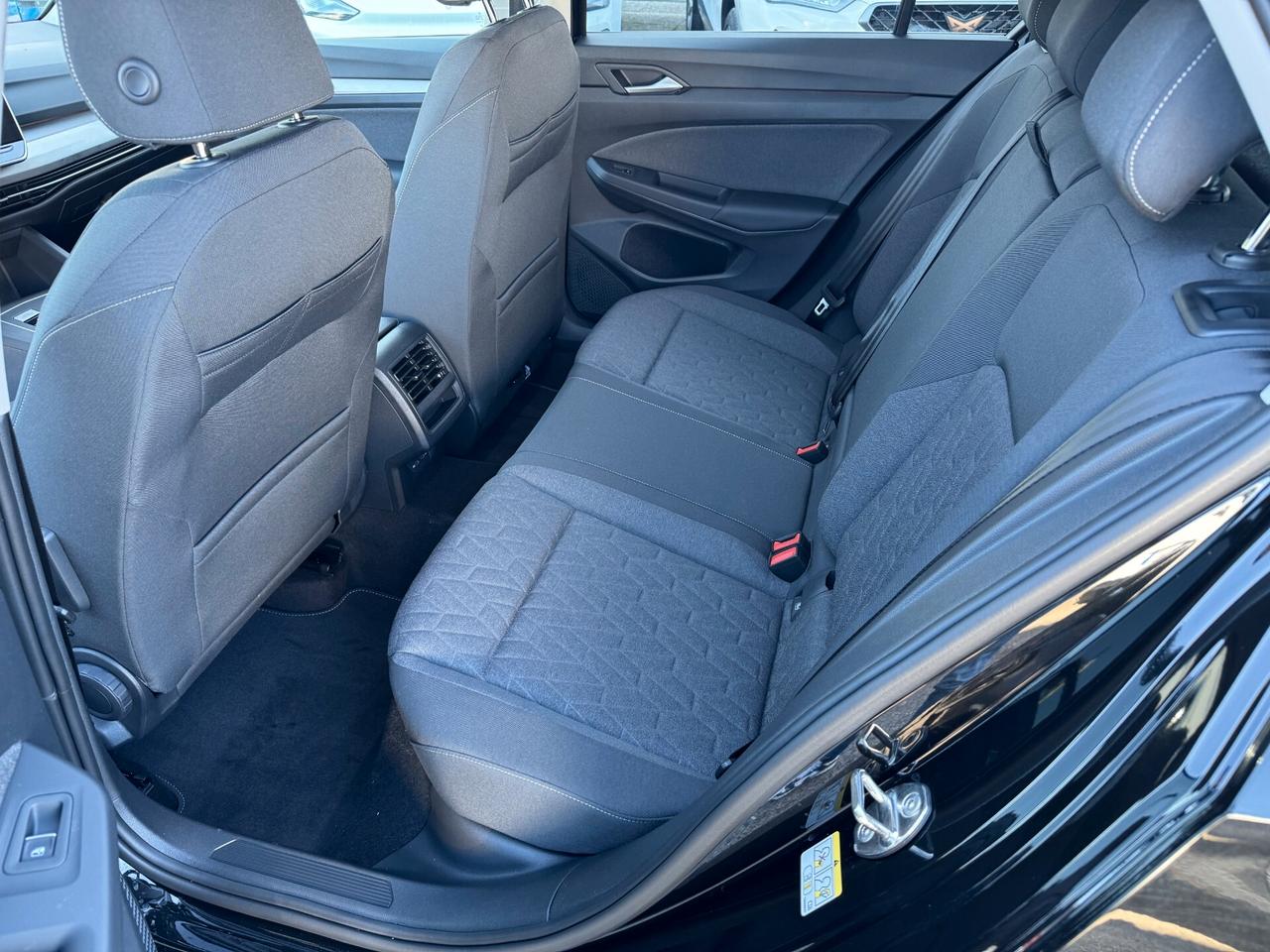 Volkswagen Golf 2.0 tdi Edition Plus 150cv dsg /KM0 NO VINCOL