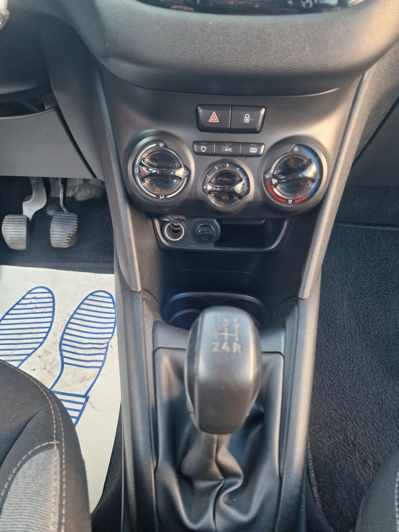 Peugeot 208 PureTech 82 5 porte Access