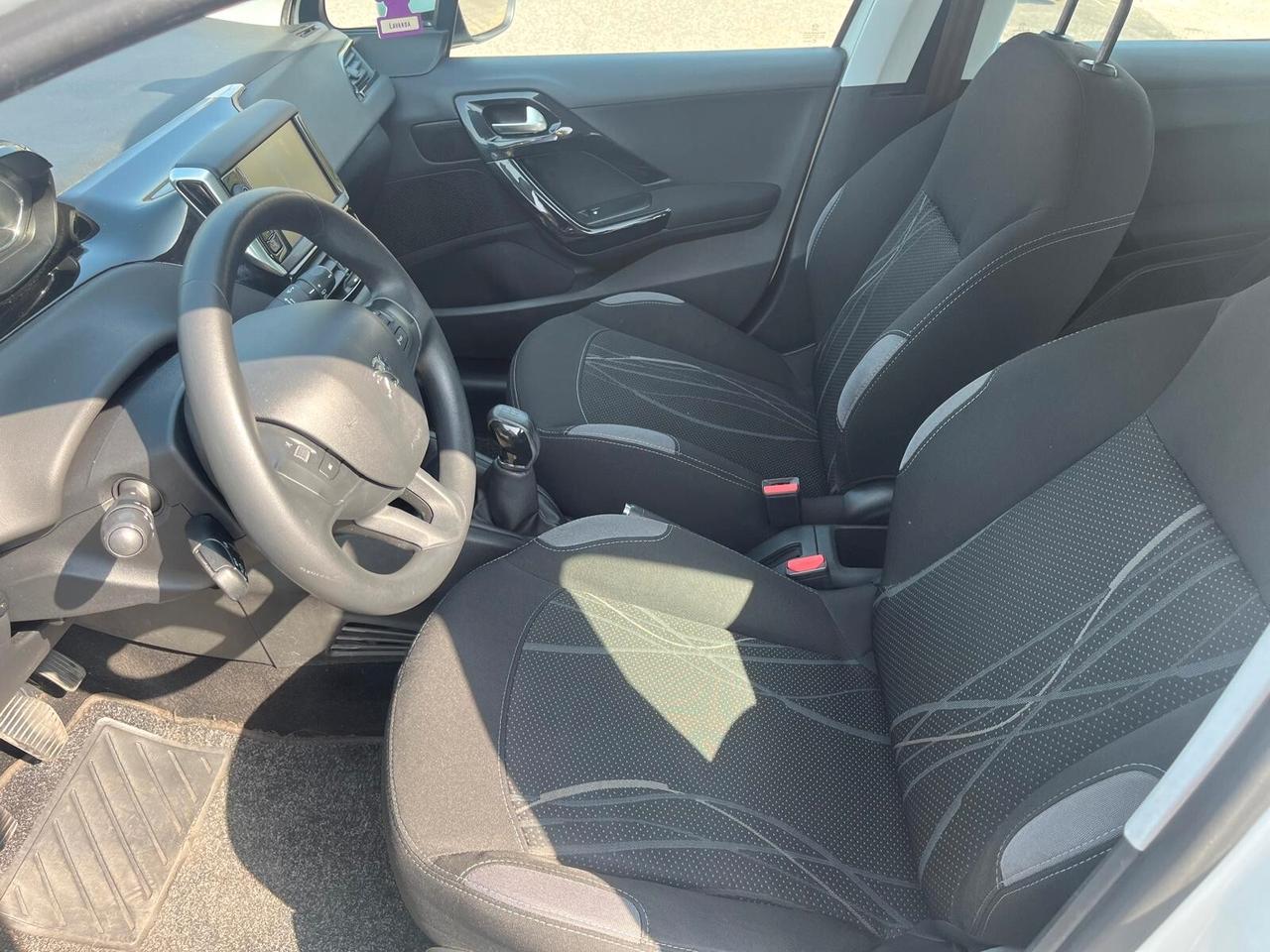 Peugeot 208 1.2 VTi 82 CV 5 porte Active