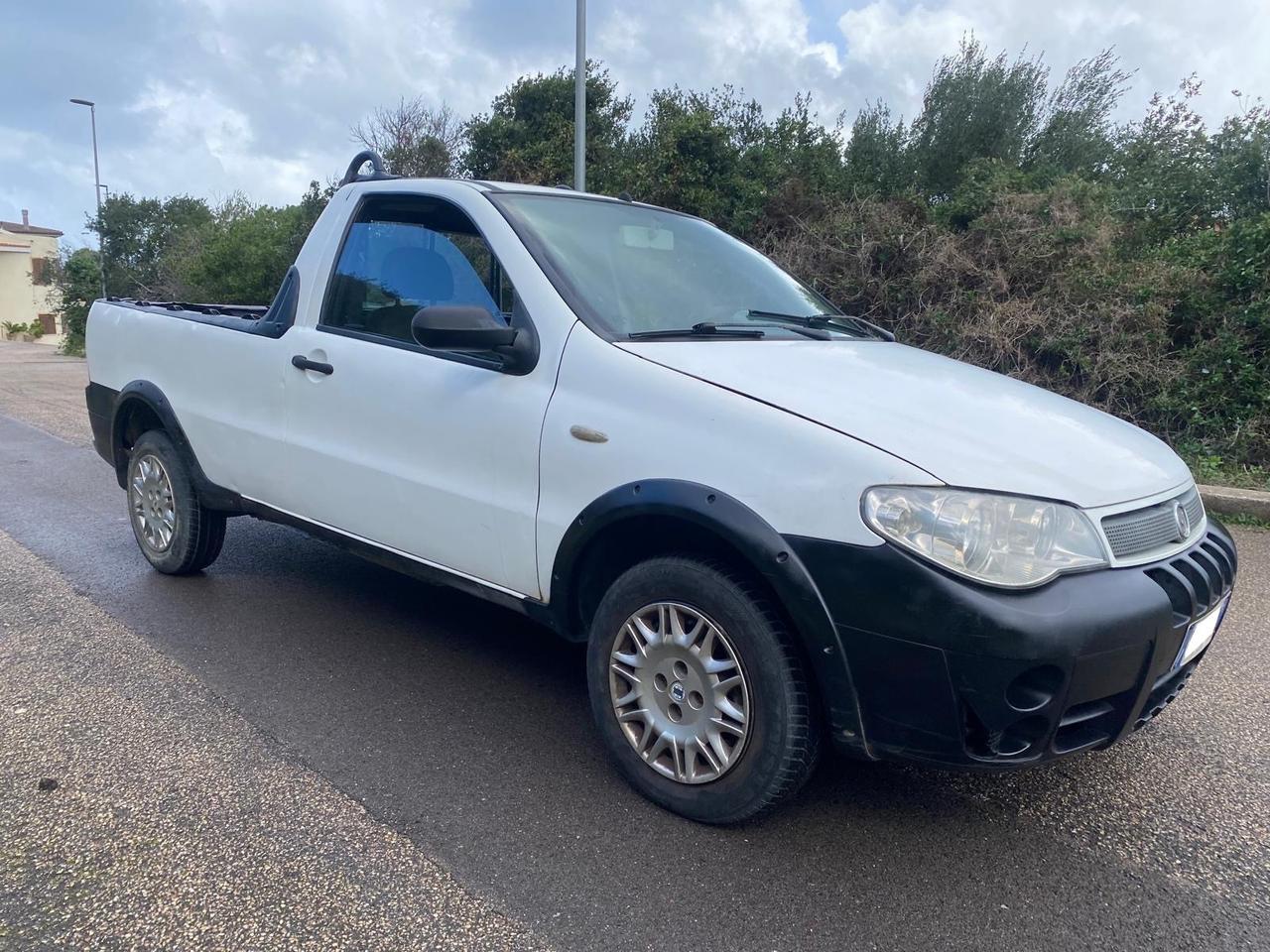 FIAT STRADA 1.3 MJT DAVVERO MOLTO BELLO GUARDA