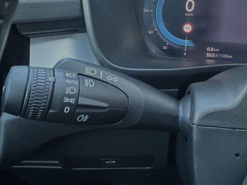 Volvo XC40 B3 163+14 CV Automatico LED Core