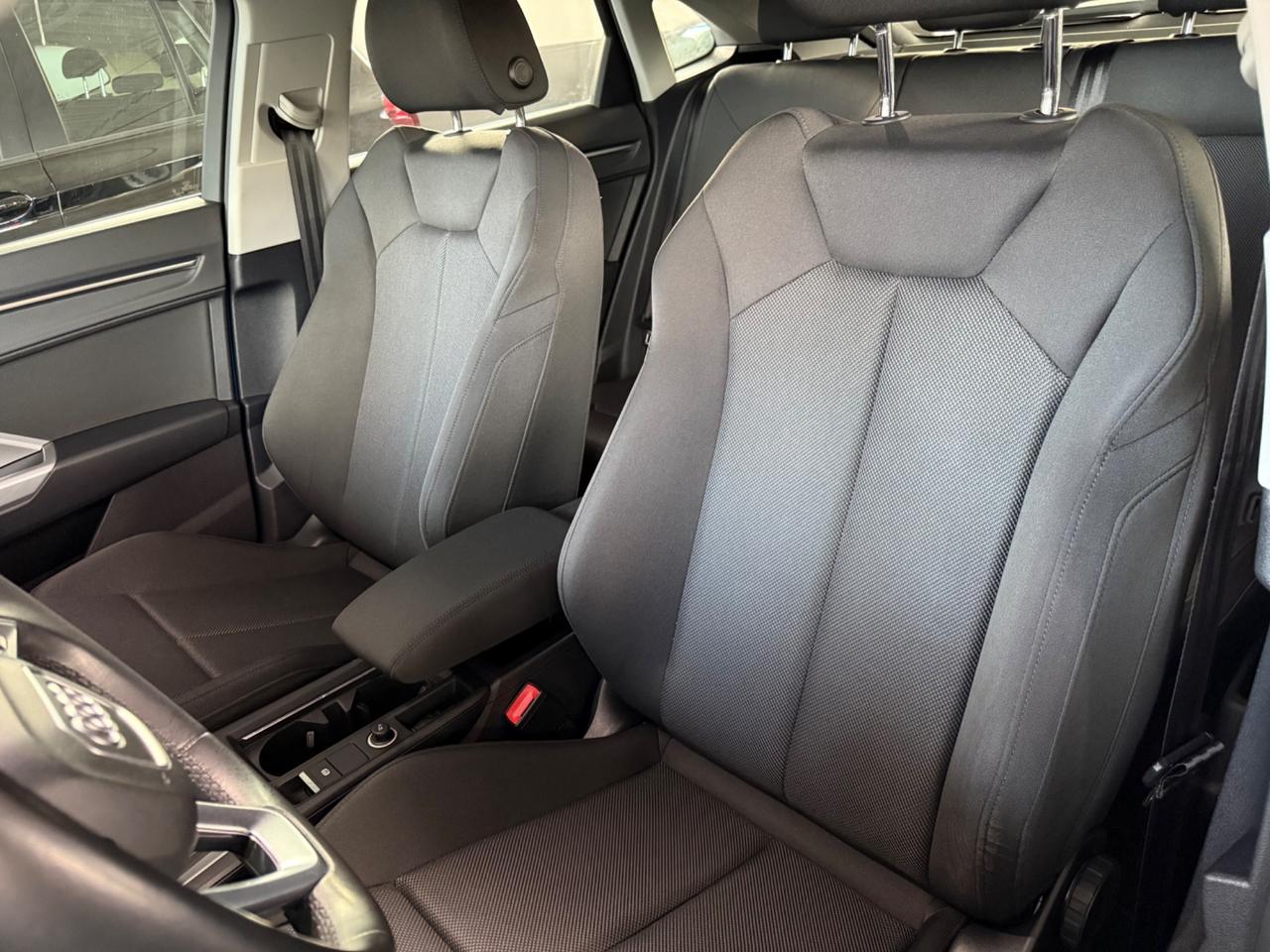 Audi Q3 SPB 35 TFSI S tronic line edition