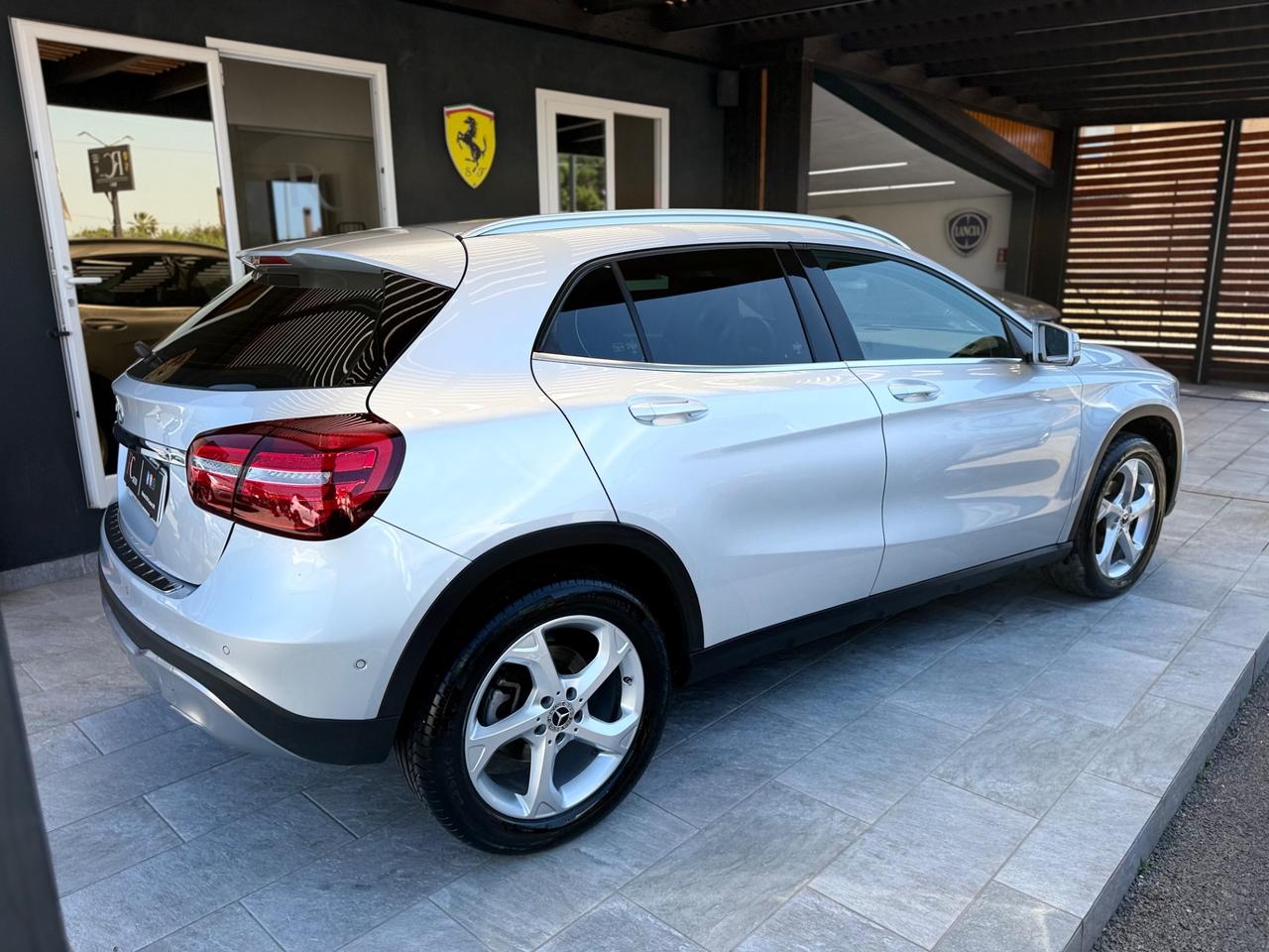 Mercedes-benz GLA 200 d Automatic Sport