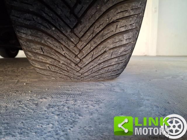 VOLKSWAGEN Beetle 1.6 TDI DSG Design GARANZIA INCLUSA