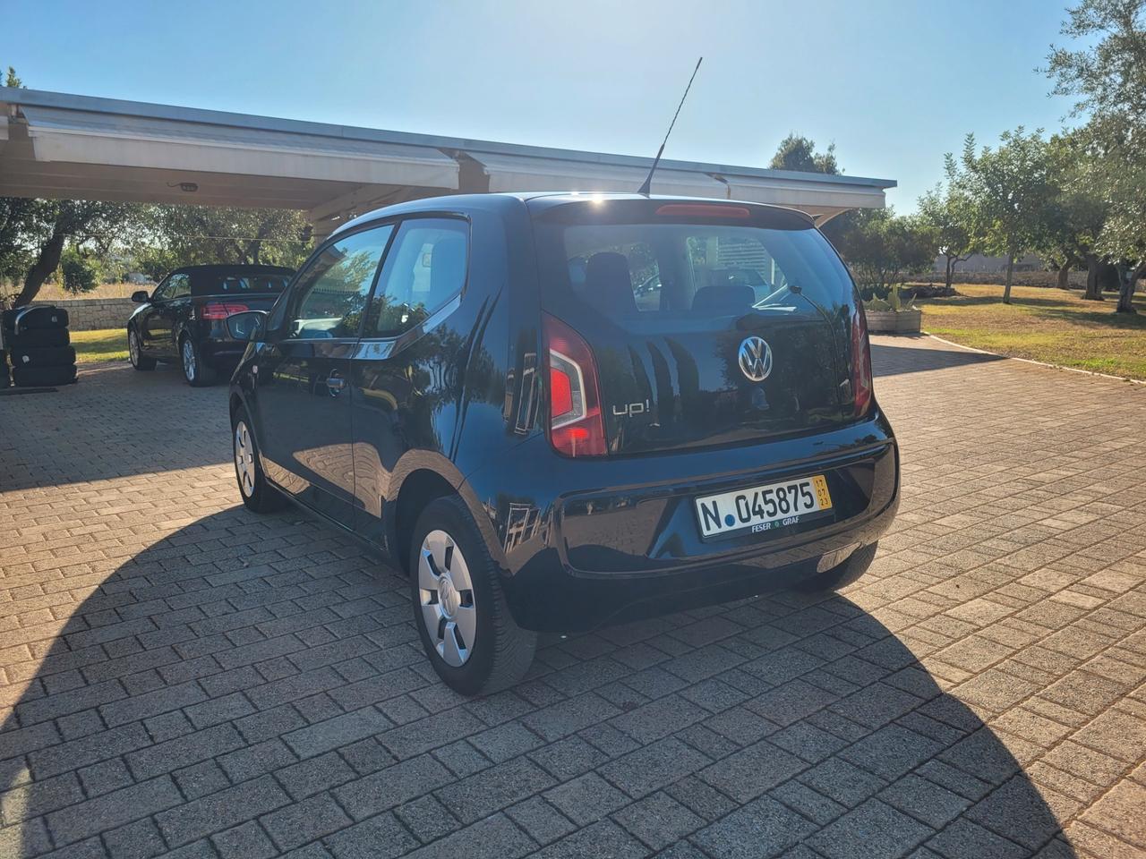 Volkswagen up! 1.0 75 CV 3p. take up!