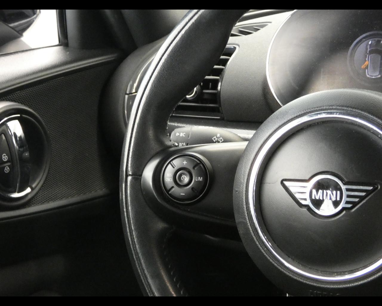 MINI Mini Clubman (F54) - Mini 2.0 Cooper D Mayfair Edition Clubman