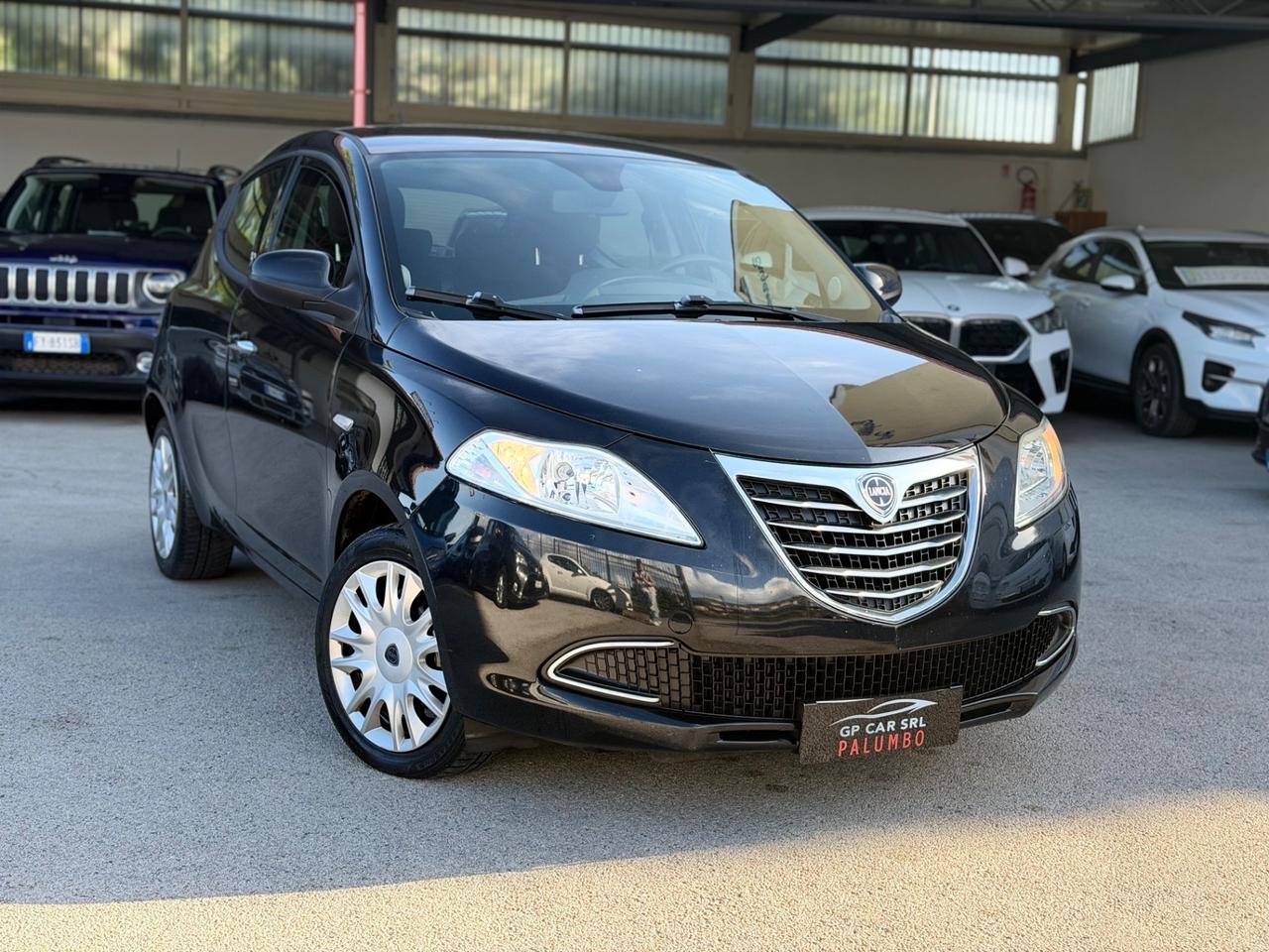 Lancia Ypsilon 1.2 69 CV 5 porte S&S Silver COME NUOVA
