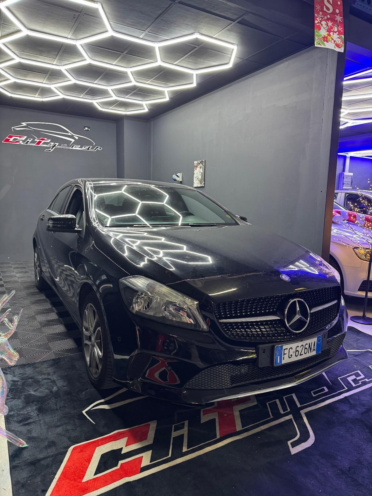 Mercedes-benz A 180 d Automatic Premium
