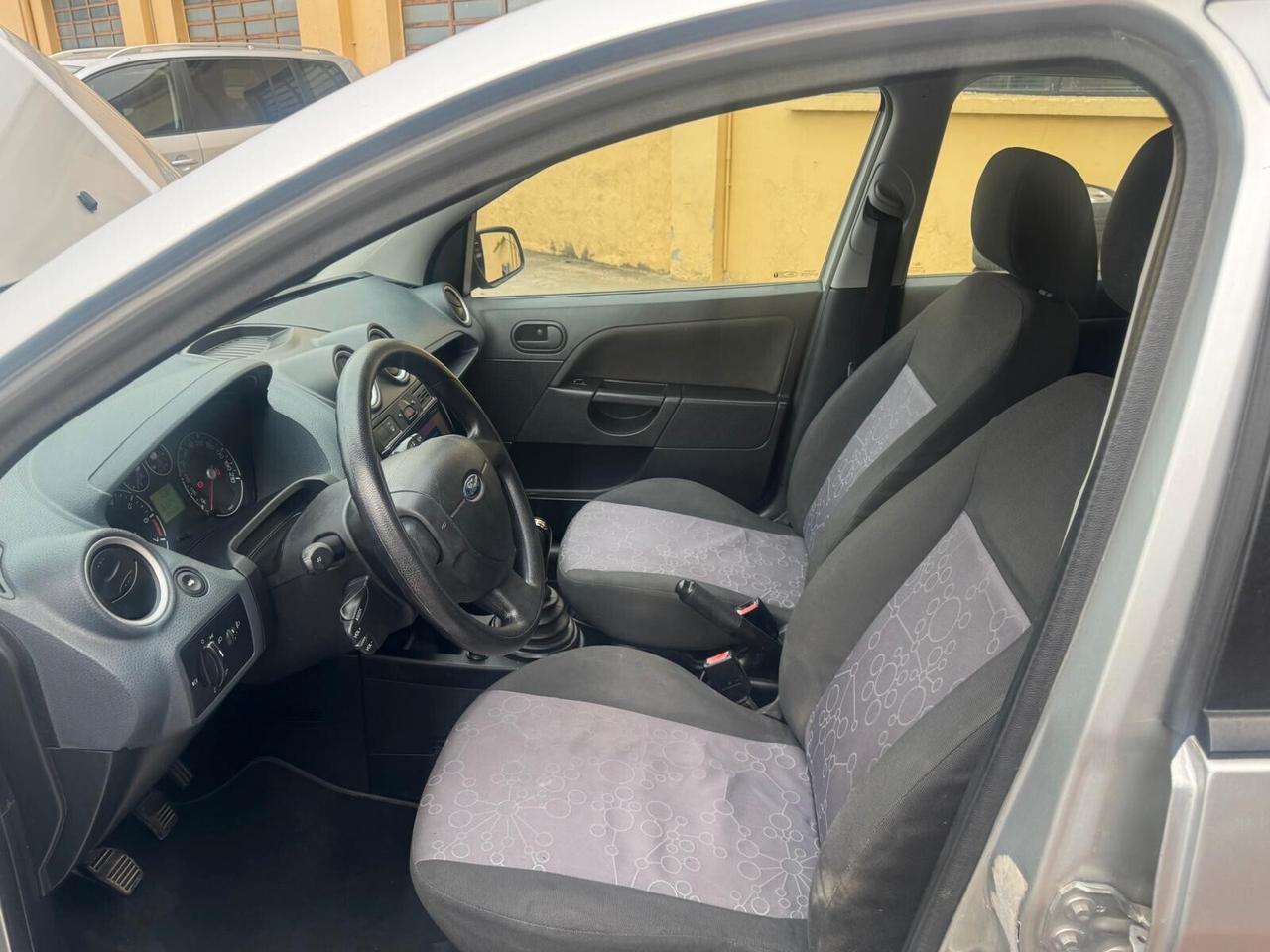 Ford Fiesta Anno 2006 1.2 Benzina 75CV CINGHIA FATTA