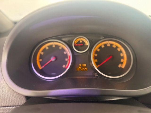 OPEL Corsa 1.2 5 porte Cosmo.