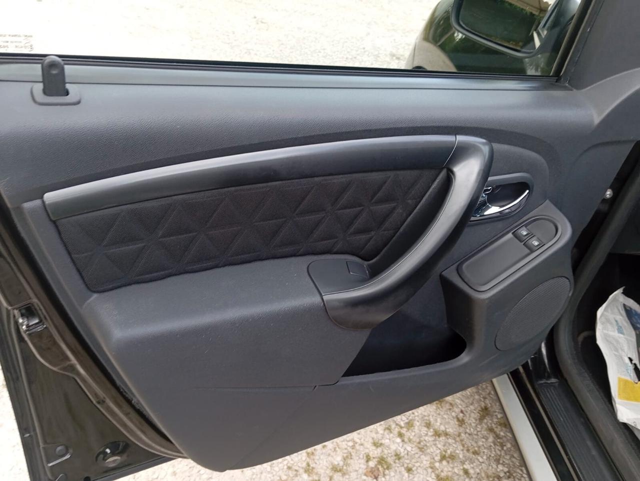 Dacia Duster 1.5dCi110CV4x2Lauréate unipro 82751 km