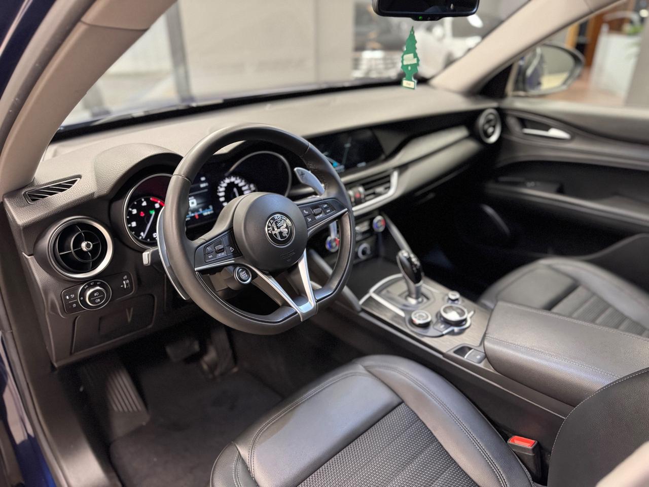 Alfa Romeo Stelvio 2.2 Turbodiesel 210 CV AT8 Q4 Super