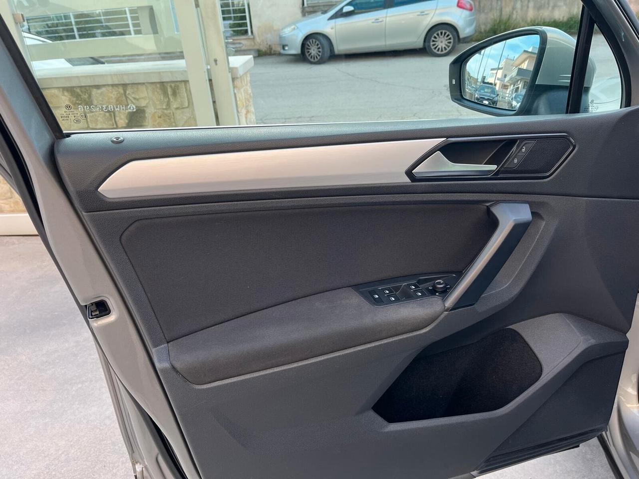 Volkswagen Tiguan 1.6 TDI SCR Business BlueMotion Technology