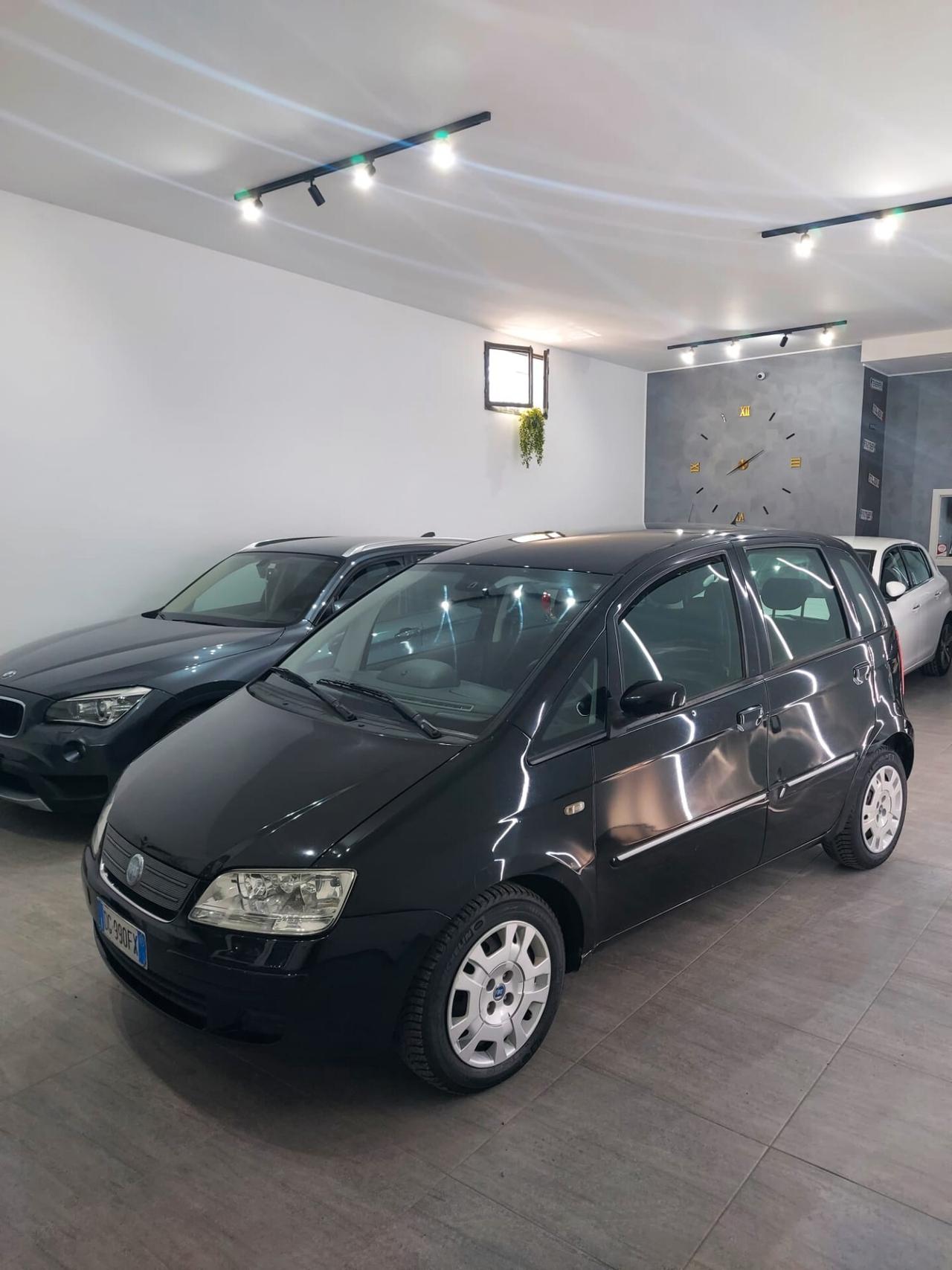 Fiat Idea 1.3 Multijet 16V 70 CV BlackEnergy