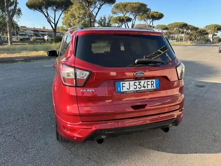 Ford Kuga 1.5 TDCI 120 CV S&S 2WD ST-Line