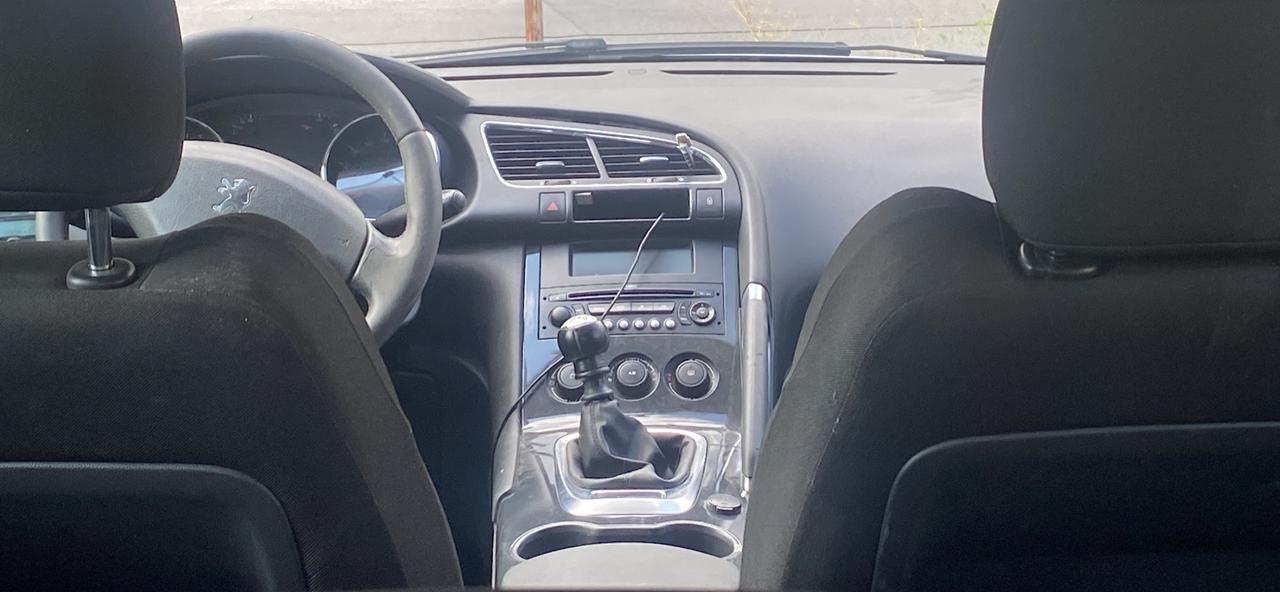 Peugeot 3008 1.6 HDi 110CV Tecno