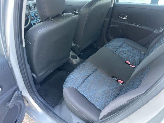 RENAULT Clio 1.2 BENZ 75 CV 16V 5 porte ADATTA A NEOPATENTATI