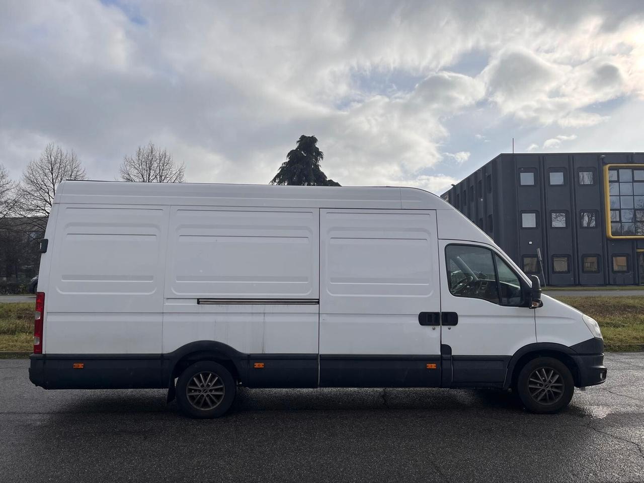 Iveco Daily 35S15V 2.3 HPT PL-TM Furgone