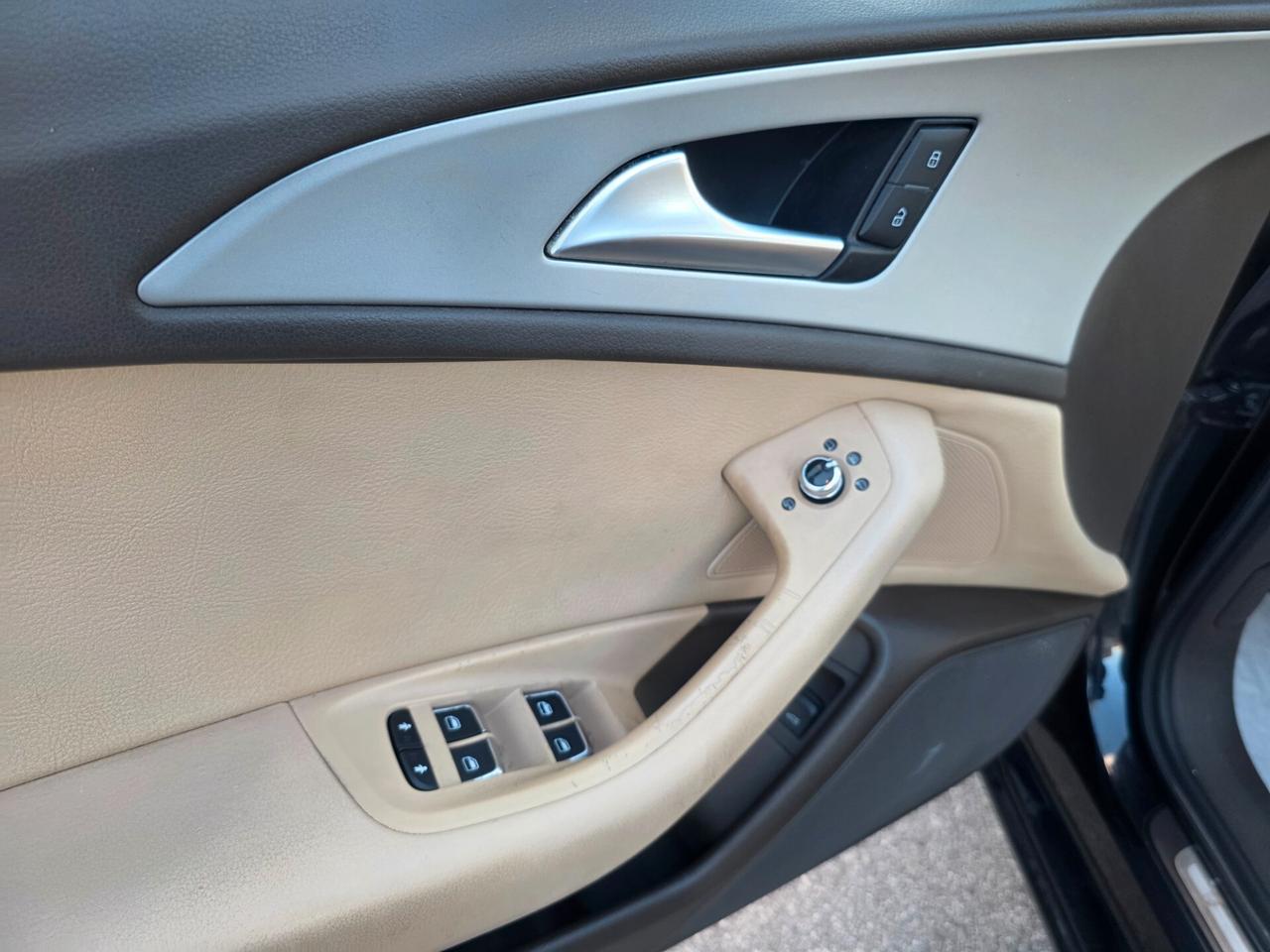 Audi A6 Avant 2.0 TDI 177 CV multitronic *AMBITION*