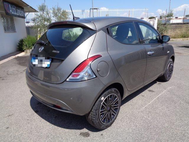 LANCIA Ypsilon 1000 HYBRID GOLD 70CV 5 PORTE CARPLAY PDC ITALIA