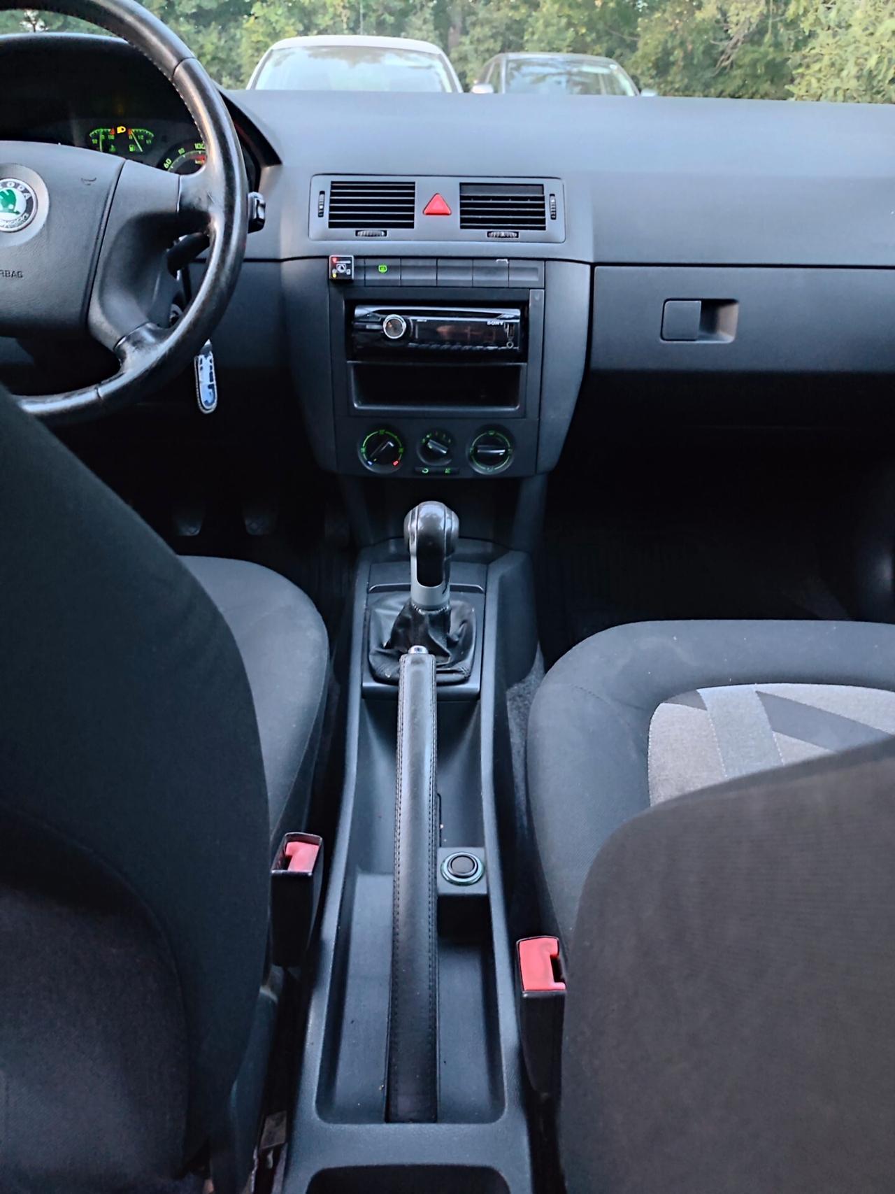 SKODA FABIA 1.4 A GPL OK PER NEOPATENTATI