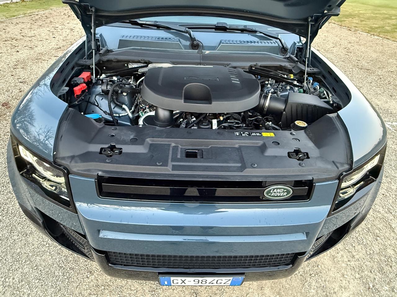 SUBENTRO LEASING -Land Rover Defender 300 CV -