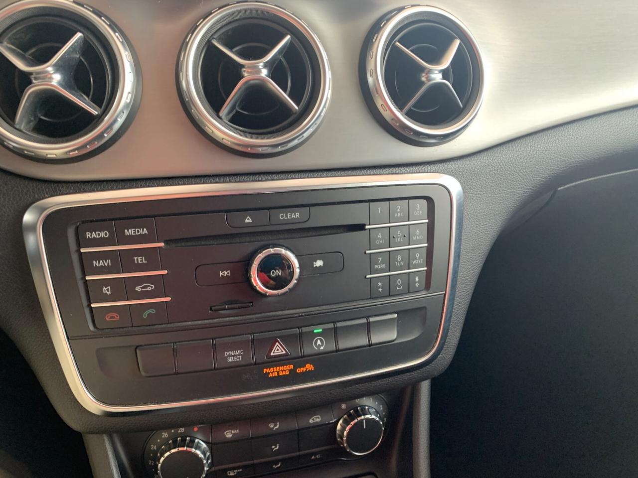 Mercedes-benz GLA 200 d Automatic Sport