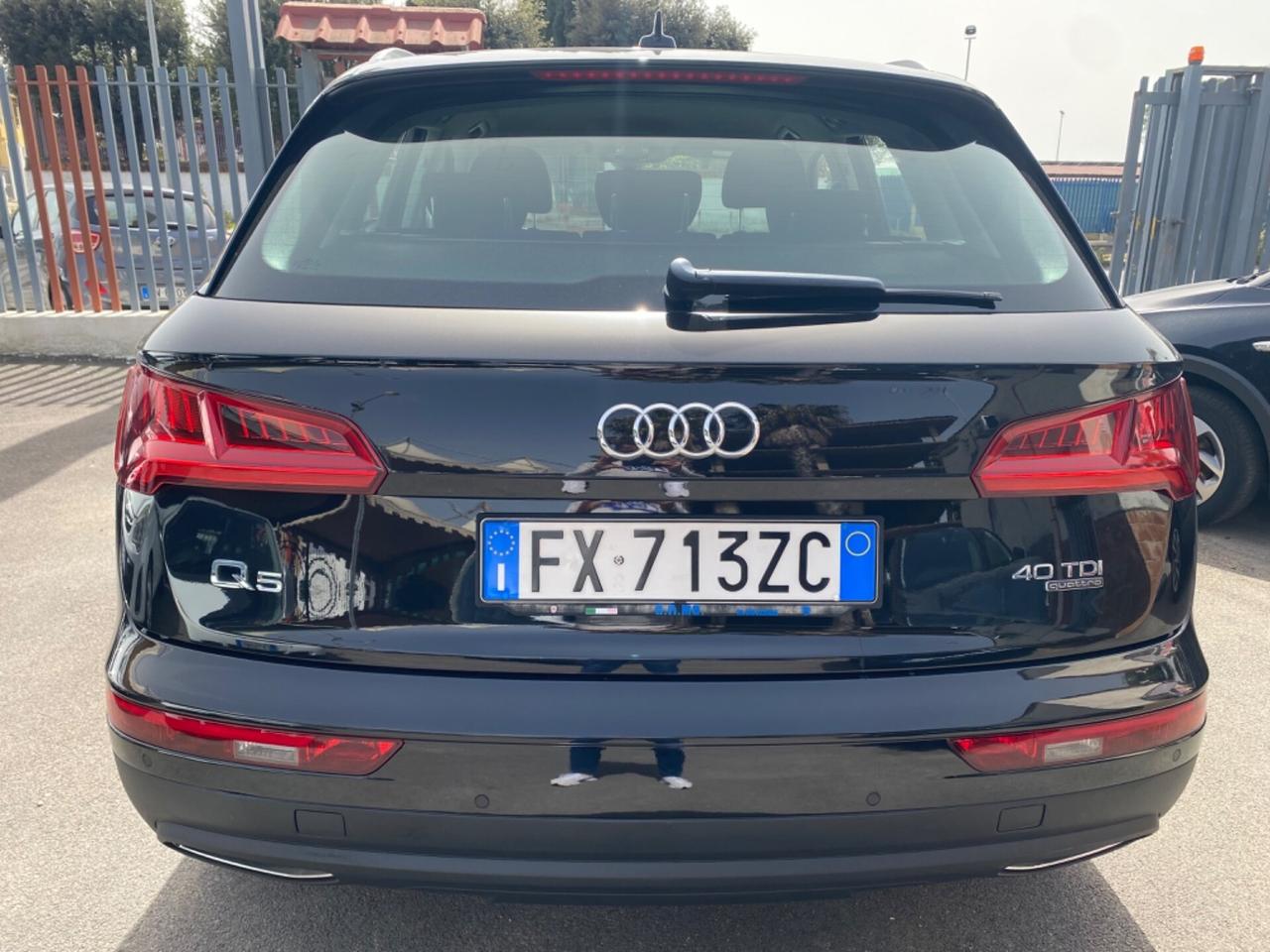 Audi Q5 40 TDI quattro S tronic Business Design