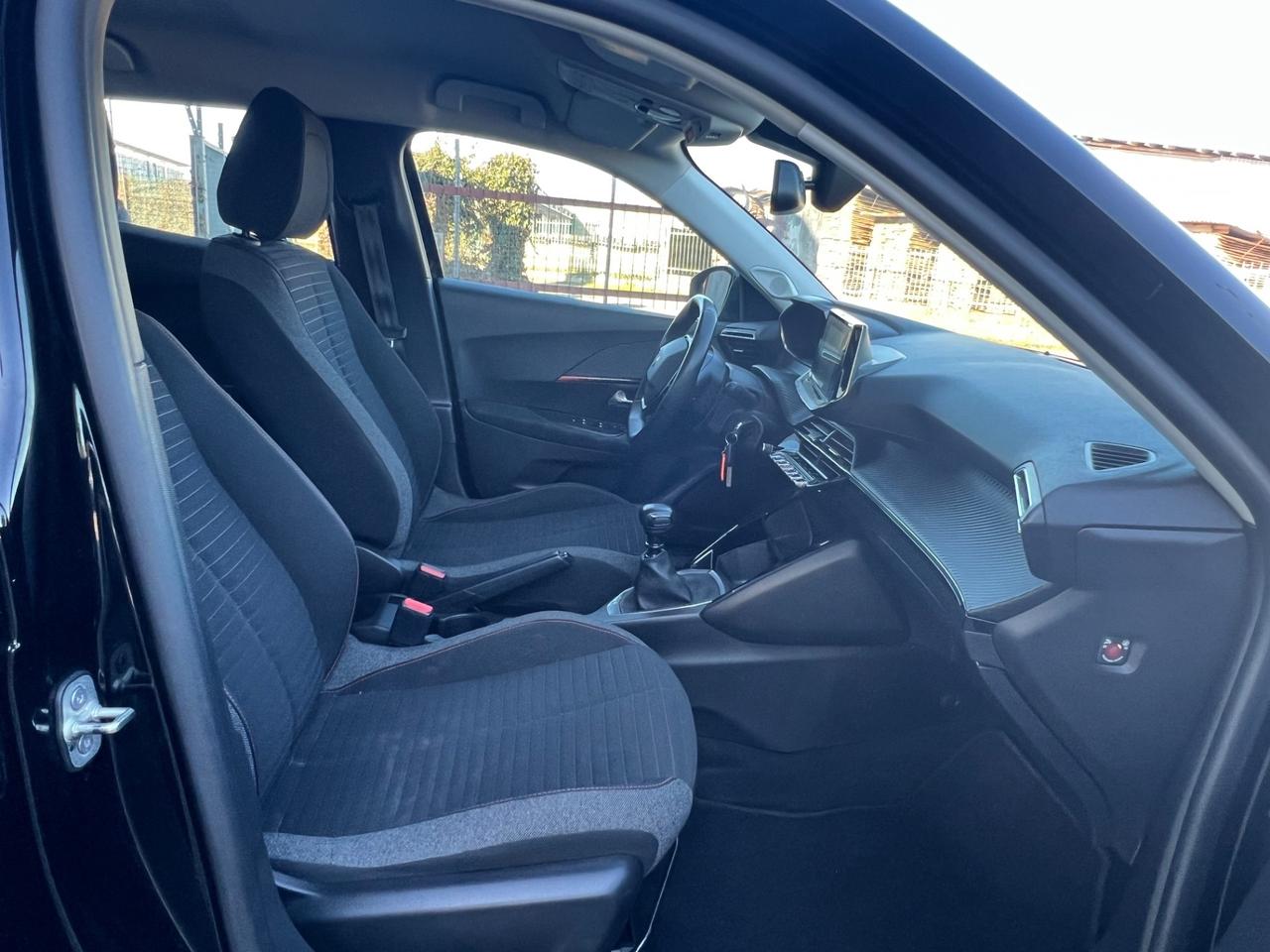 Peugeot 2008 PureTech 10 cv Active FINANZIABILE