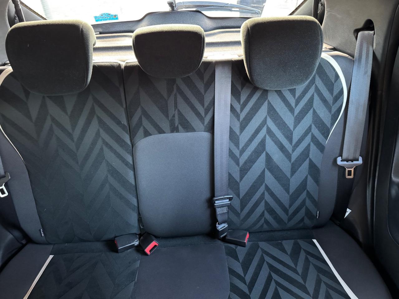 Lancia Ypsilon 1.3 MJT 95 cv neopaten garanzia 12 mesi