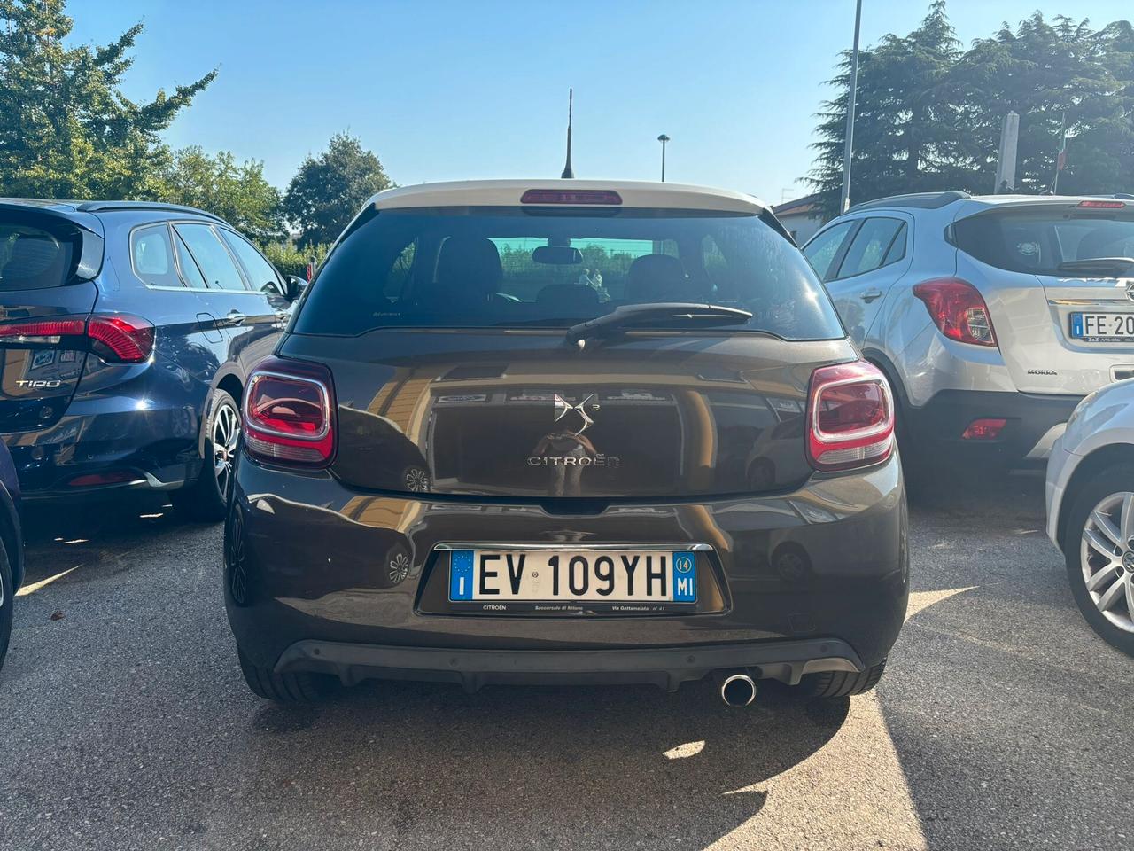 DS3 1.2 - 82cv anno 2014 con 104.889 km OK NEOPATENTATI