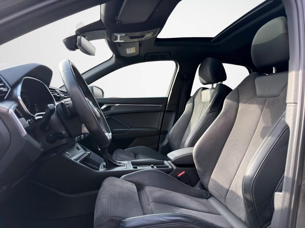 Audi Q3 Sportback 35 2.0 tdi S line edition s-tronic Tetto