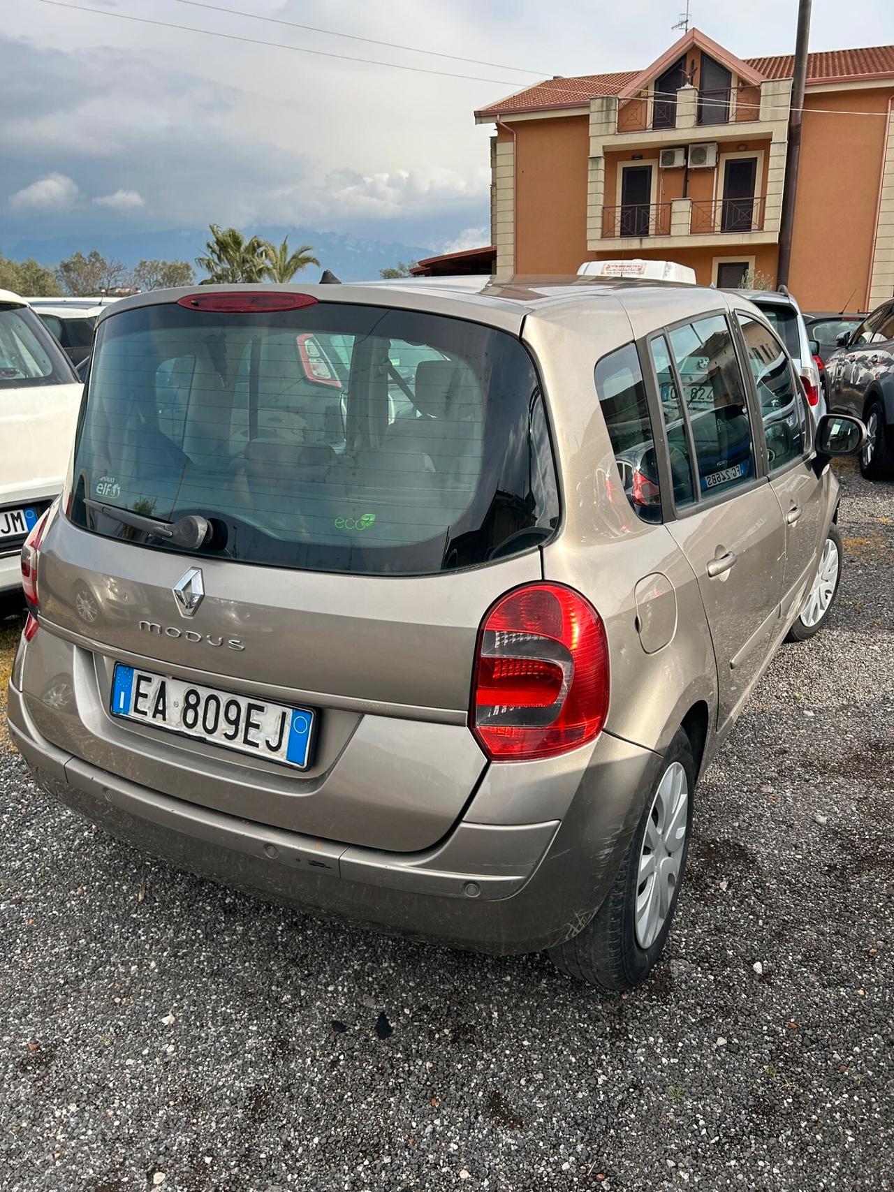 Renault Modus 1.5 dCi 85CV Dynamique