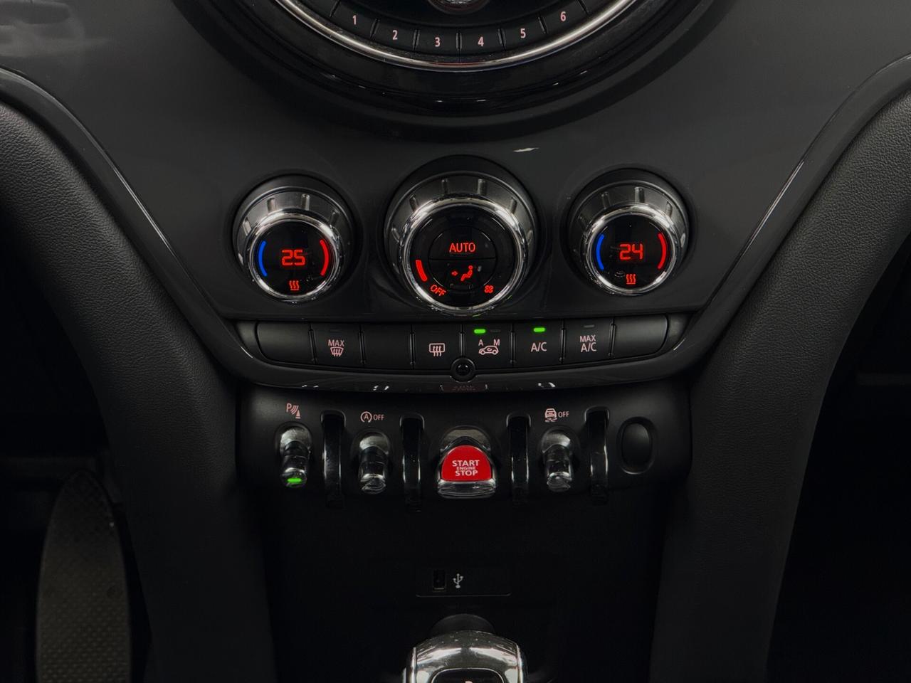 MINI Cooper D Countryman 2.0 D Hype ALL4 150CV