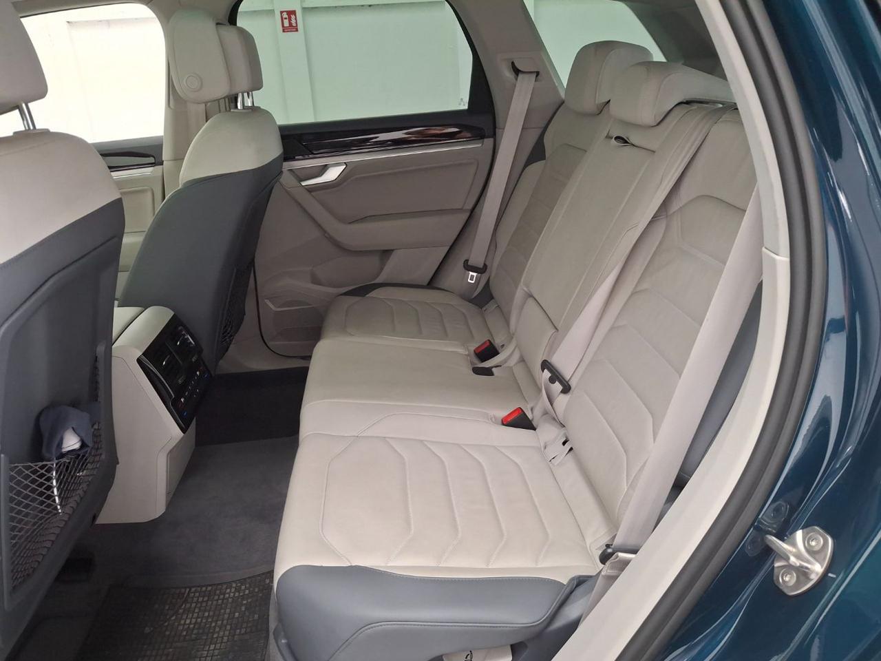 VOLKSWAGEN Touareg 3ª serie Touareg 3.0 V6 TDI...