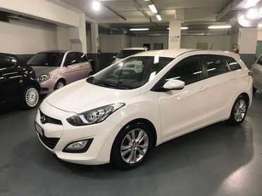 Hyundai i30 i30 Wagon 1.6 crdi Classic 110cv FRIZIONE NUOVA