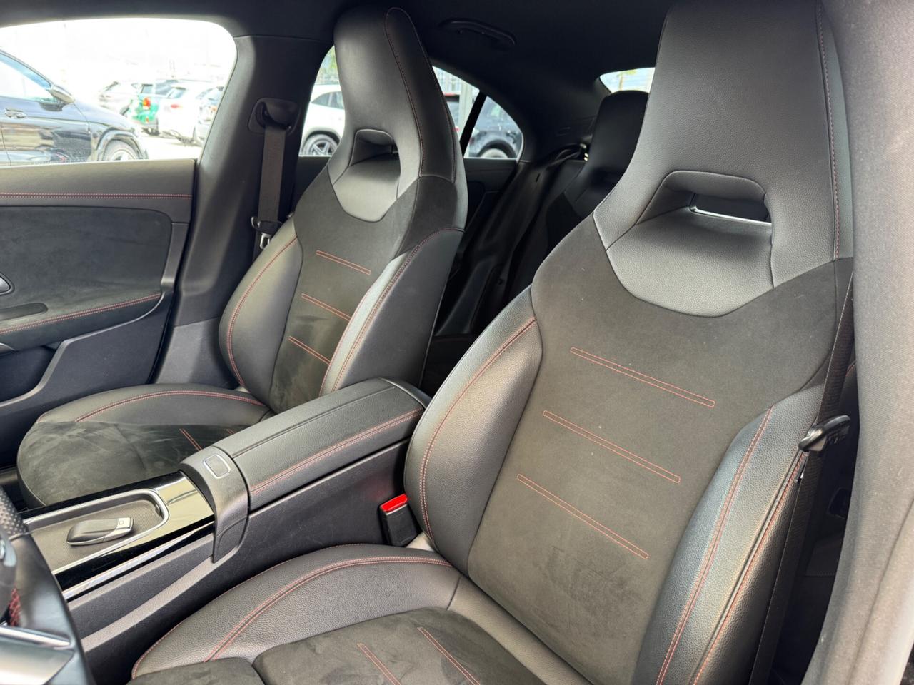 MERCEDES-BENZ CLA 180 d AUT. AMG LINE PREMIUM - MY24