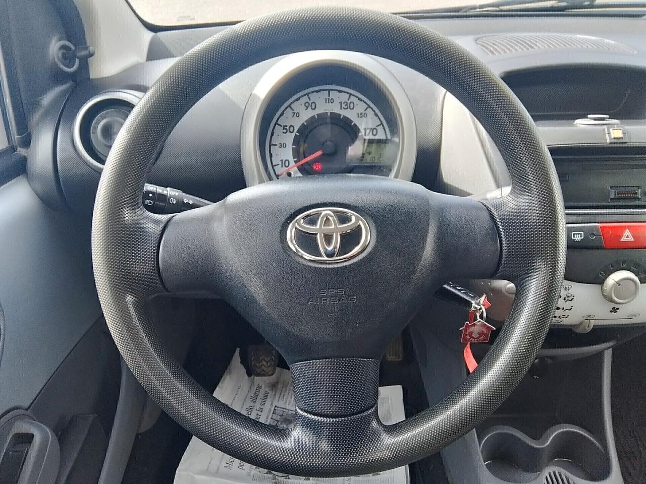 Toyota Aygo 1.0 12V VVT-i 5 porte Now