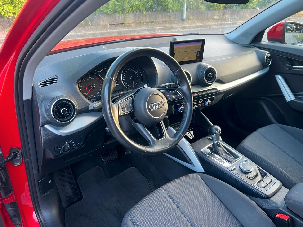 Audi Q2 30 TDI S tronic Business