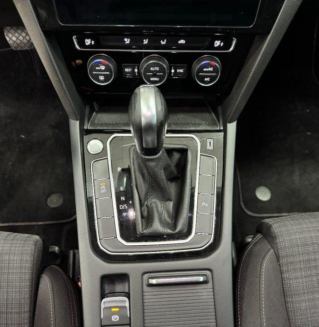 VOLKSWAGEN Passat Variant 2.0 TDI SCR EVO DSG Business